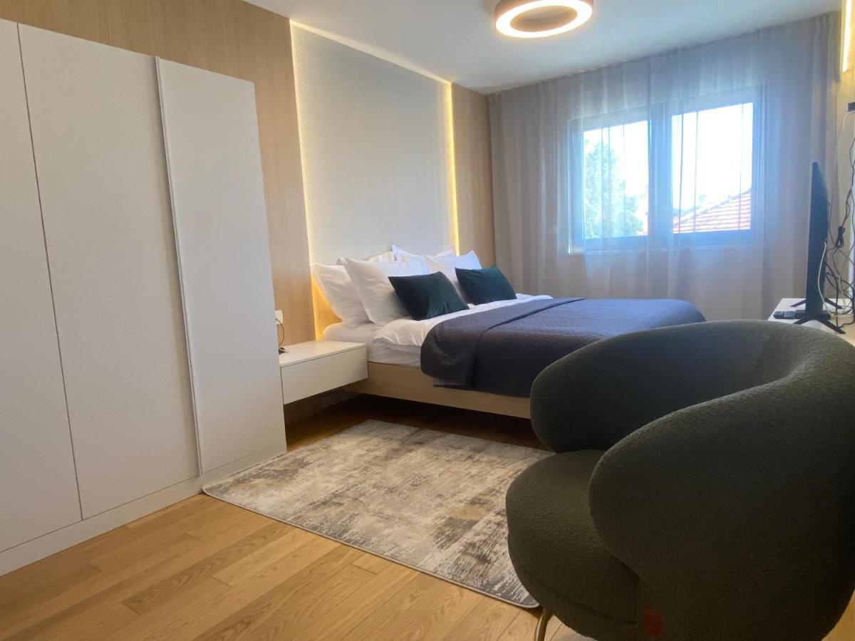 자다르 Shell Sky Luxury Penthouse With Private Pool 아파트 외부 사진